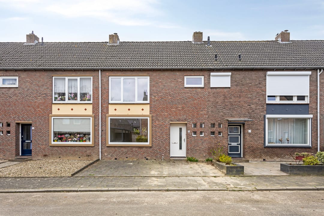 Foto 1 van Anjelierstraat 36