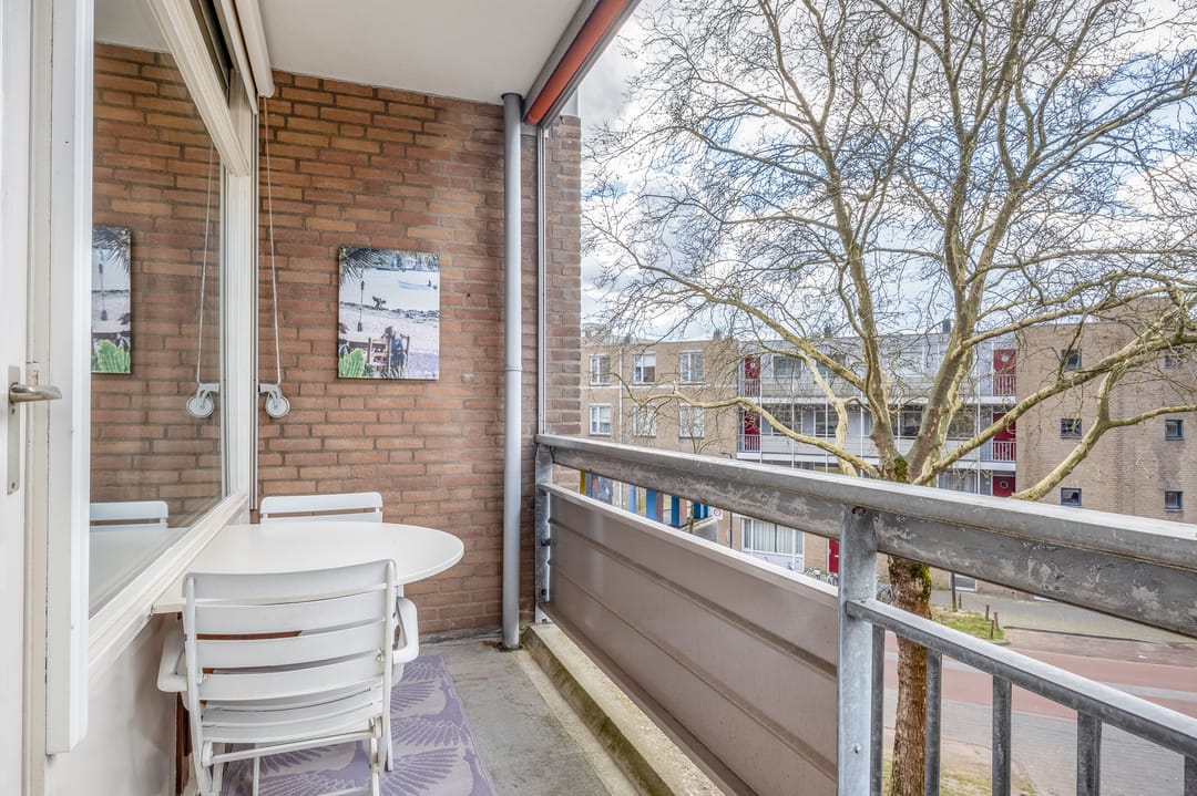 Foto 17 van Adriaan van Bergenstraat 76