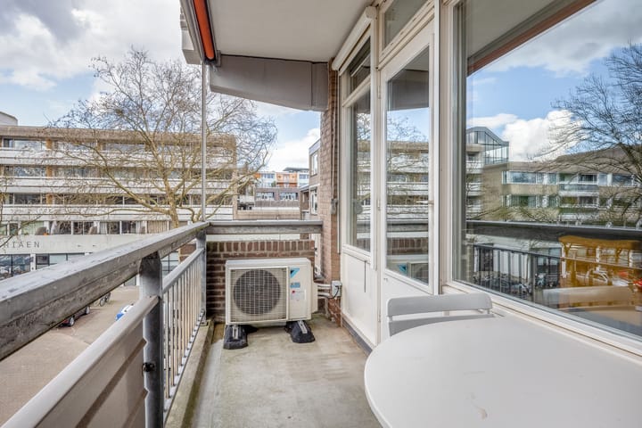 Foto 18 van Adriaan van Bergenstraat 76