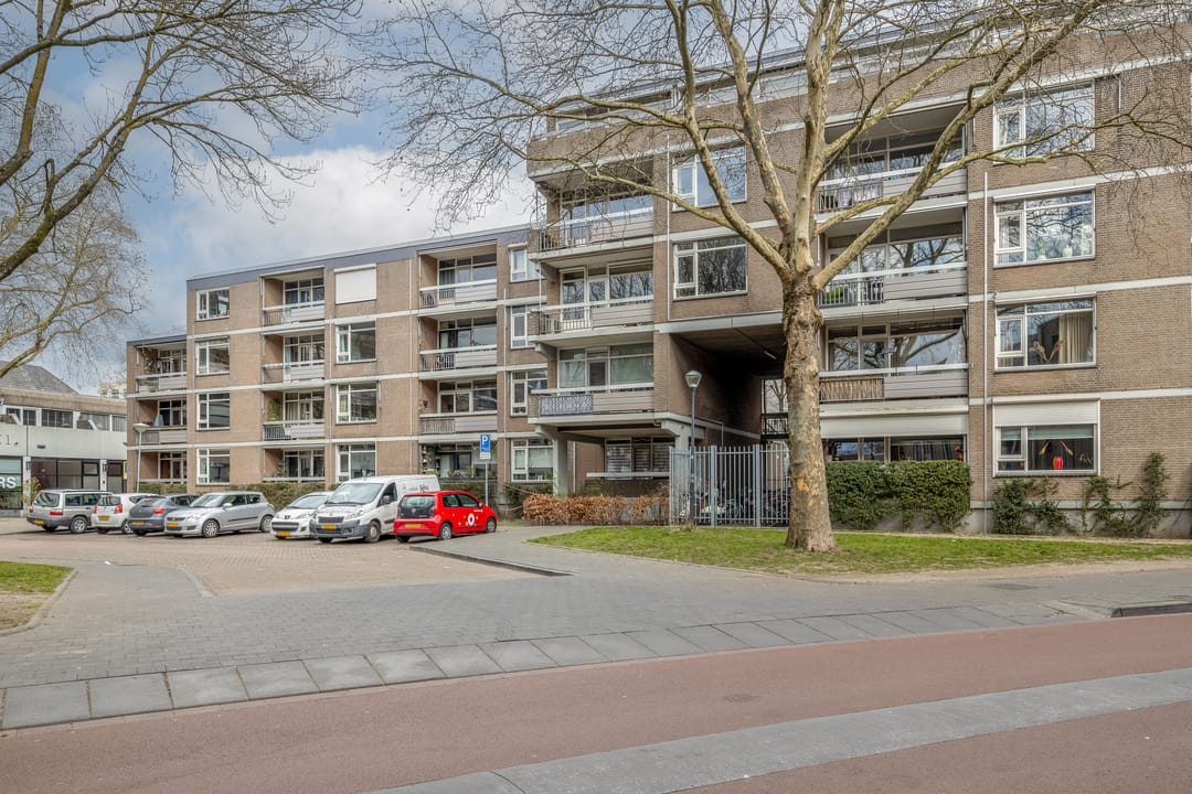 Foto 37 van Adriaan van Bergenstraat 76