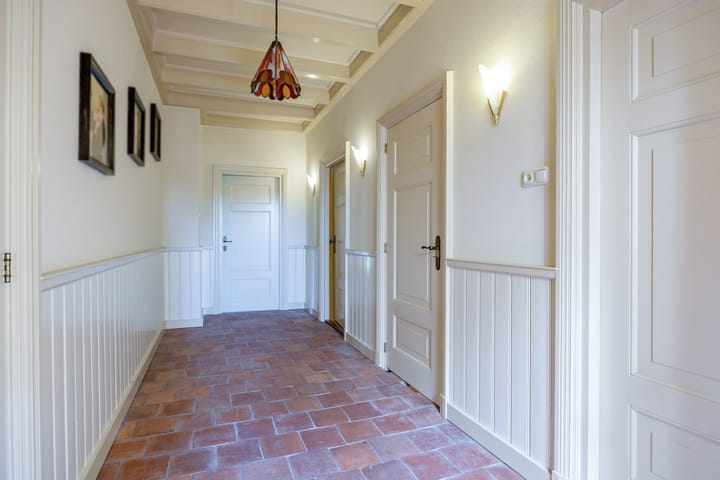 Foto 33 van Van Sytzamawei 14