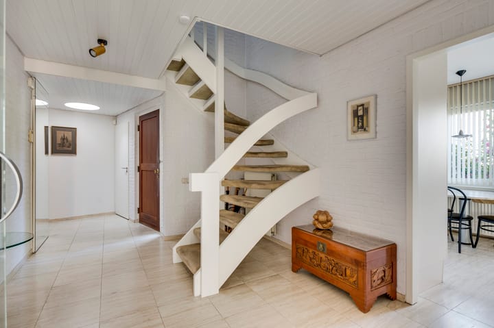 Photo 9 of Meidoorn 23