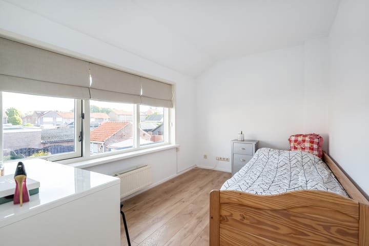 Foto 21 van Schoolstraat 18