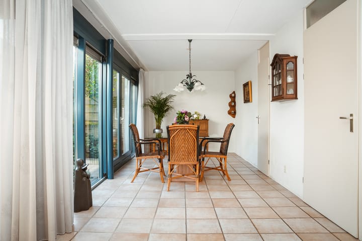 Photo 8 of Basishof 3