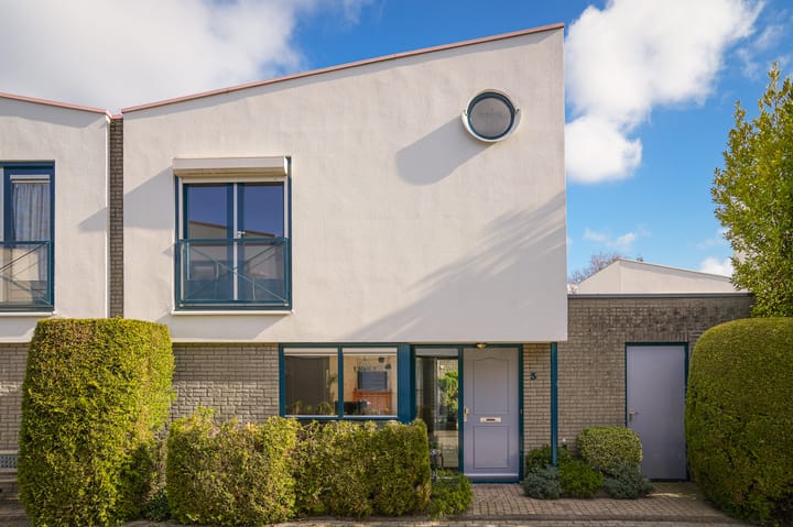 Photo 22 of Basishof 3