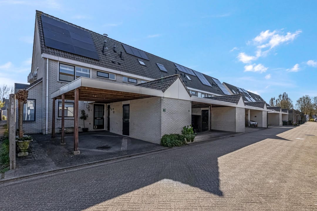 Foto 1 van Foster Dullesdreef 1