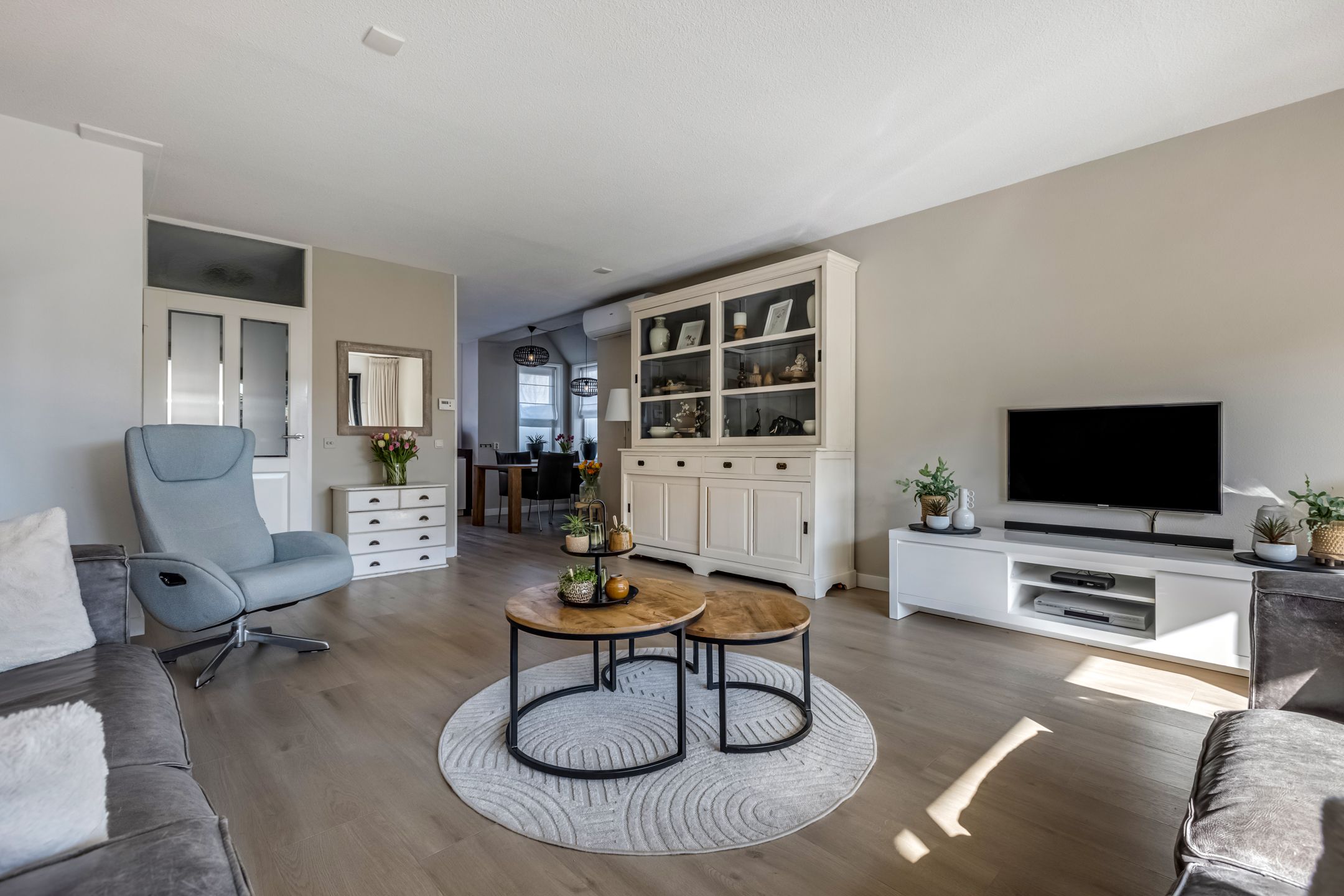 Foto 6 van Foster Dullesdreef 1