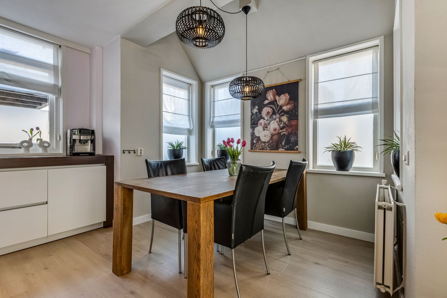 Foto 10 van Foster Dullesdreef 1