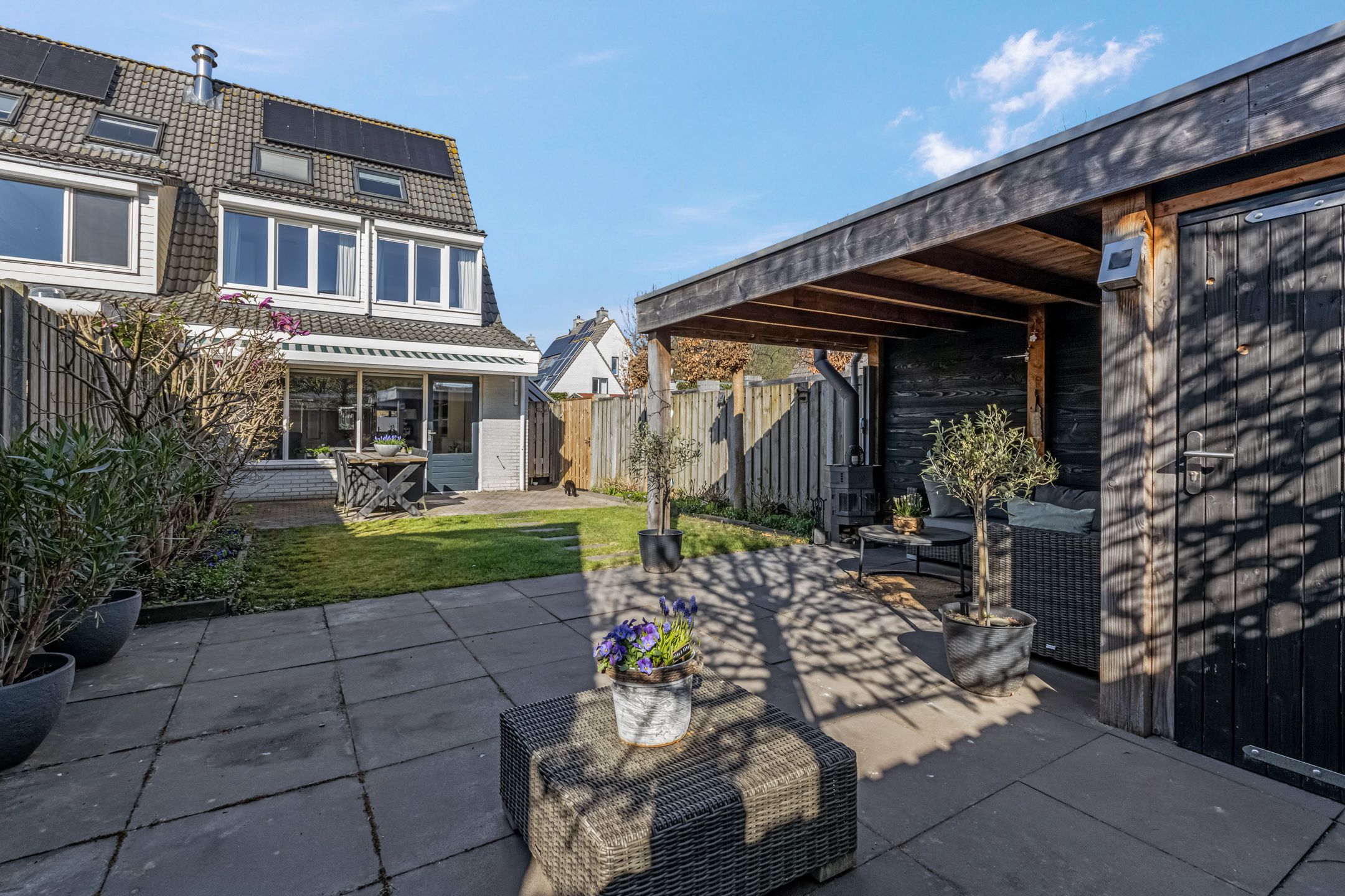 Foto 24 van Foster Dullesdreef 1