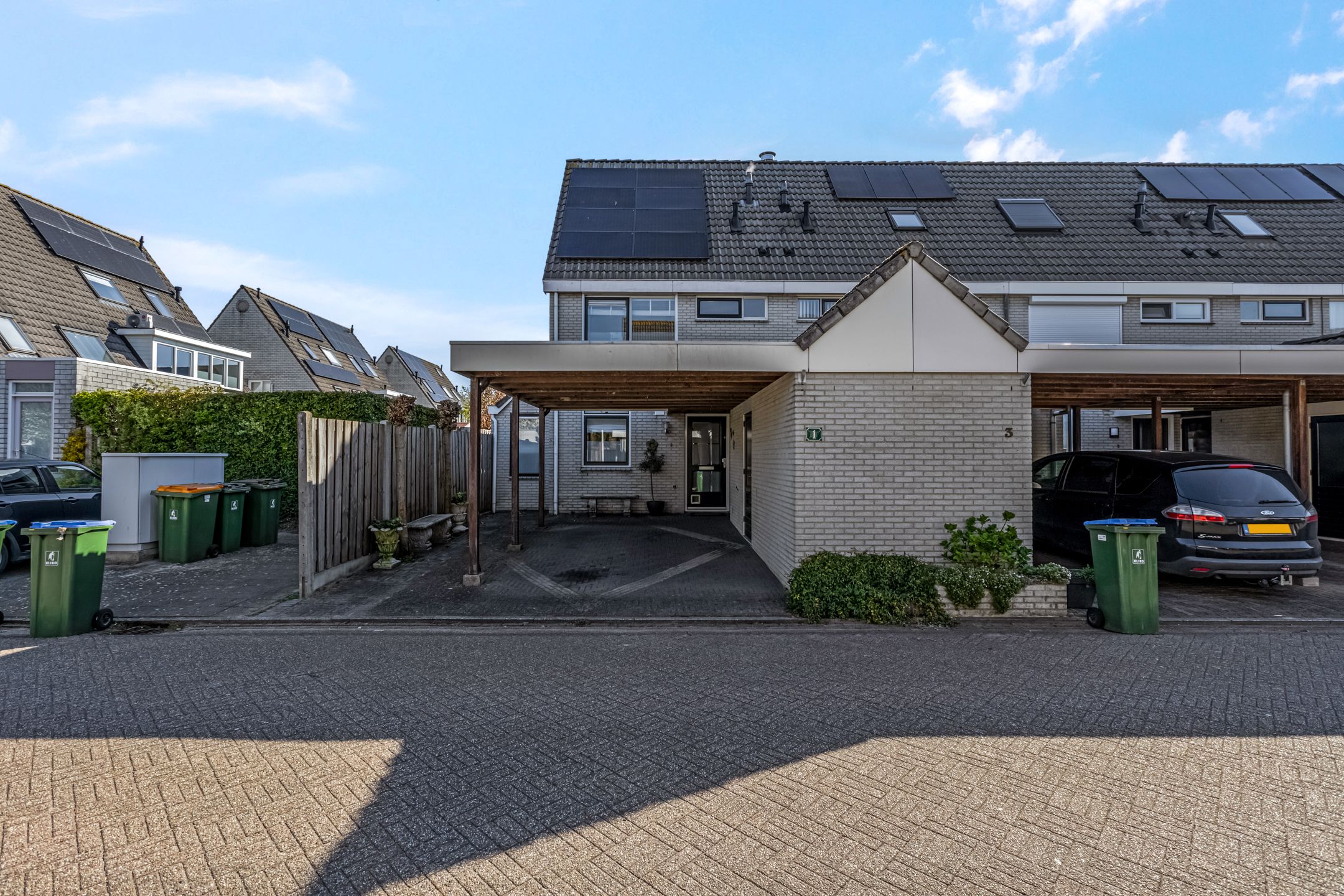 Foto 30 van Foster Dullesdreef 1