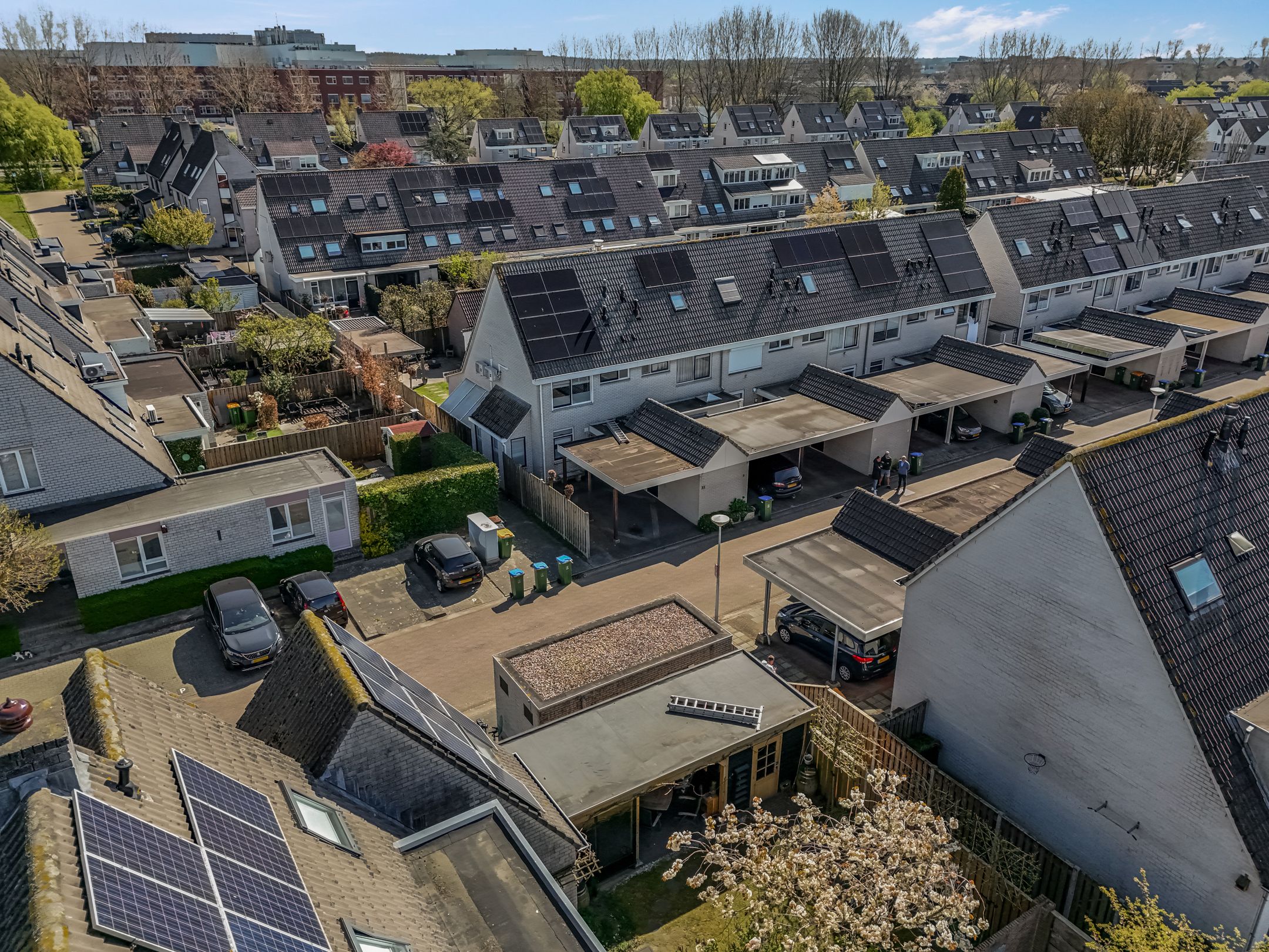 Foto 33 van Foster Dullesdreef 1