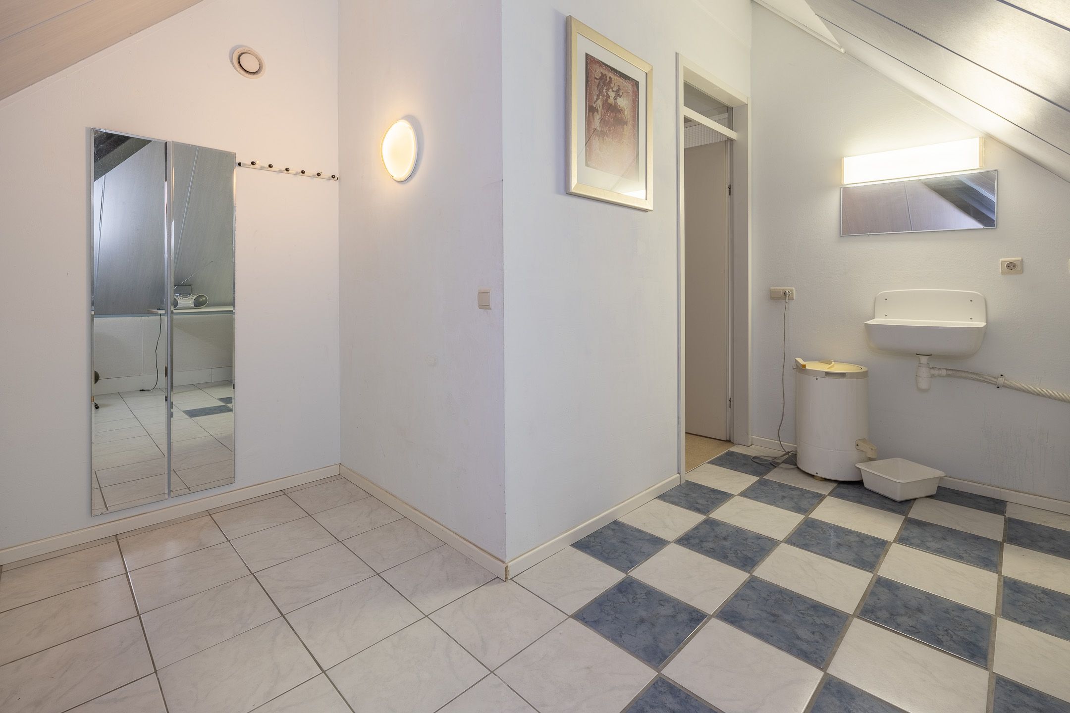 Foto 33 van Regenboog 15