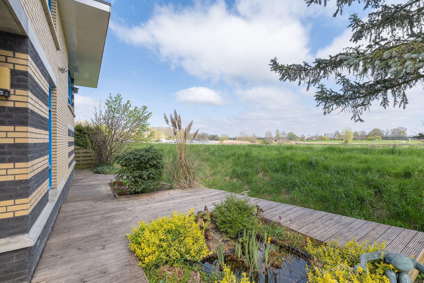 Foto 40 van Regenboog 15