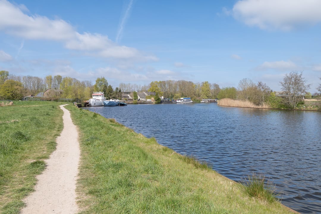 Foto 46 van Regenboog 15