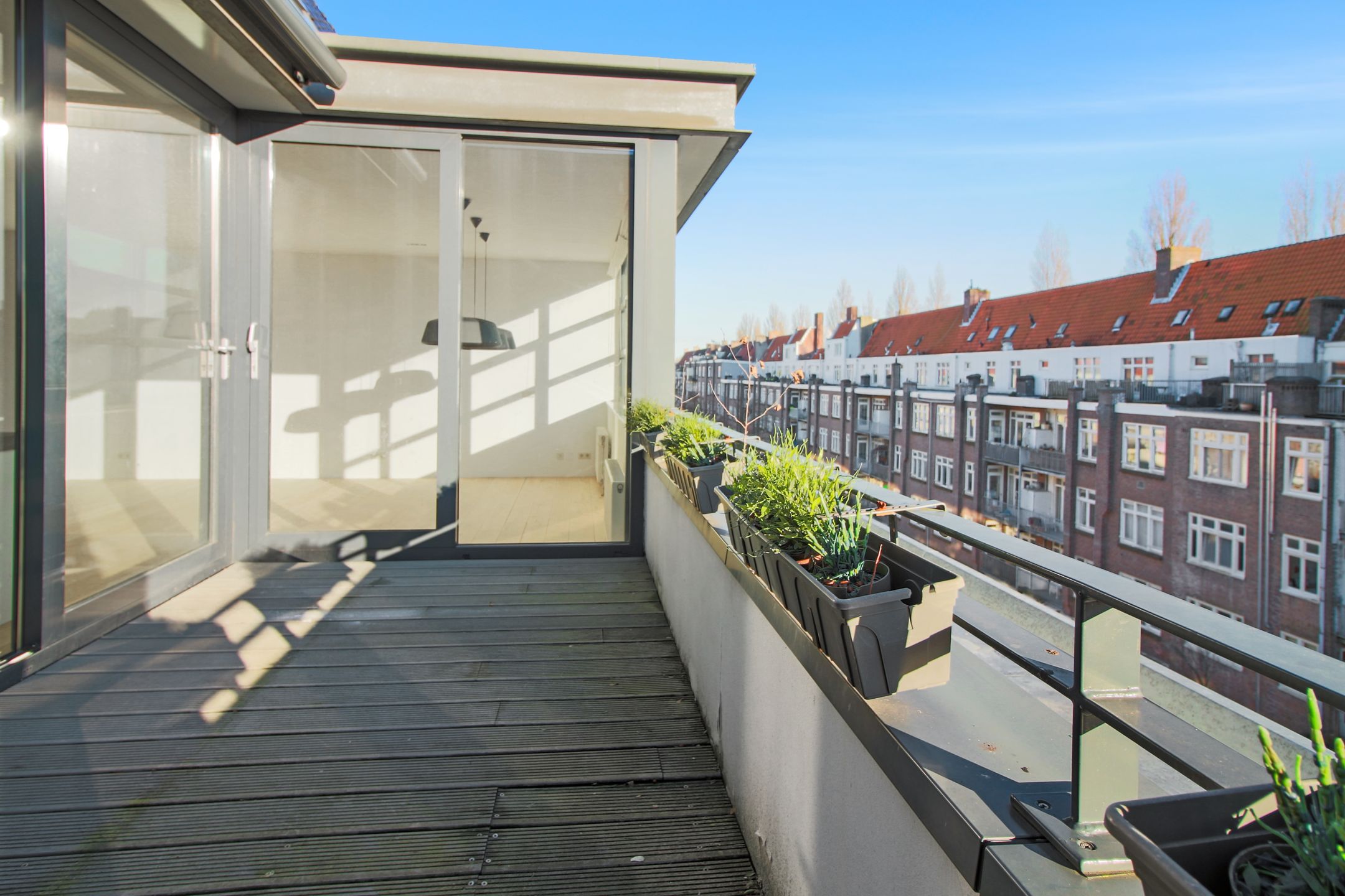 Photo 9 of Roerstraat 93-H