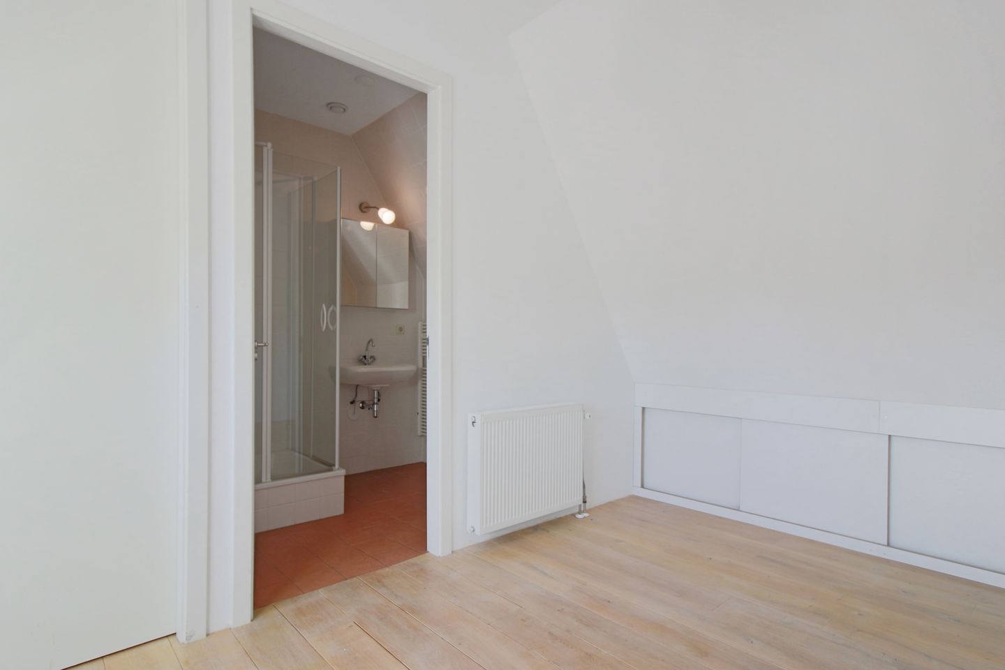 Photo 19 of Roerstraat 93-H