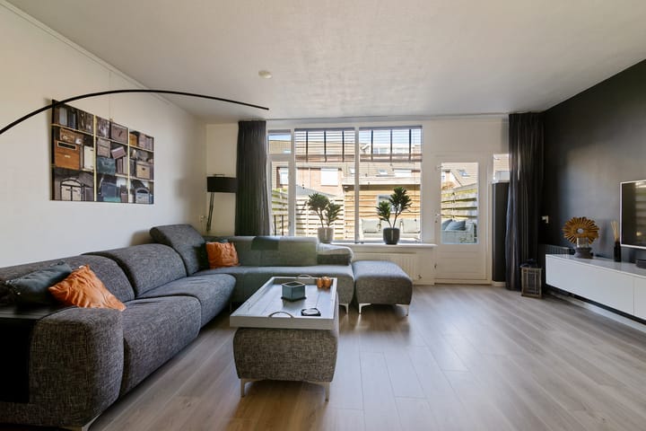 Foto 3 van Sparrenburg 48