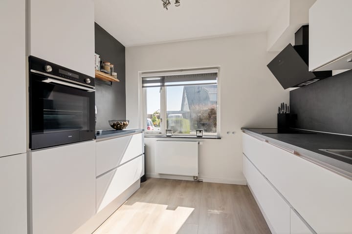 Foto 10 van Sparrenburg 48