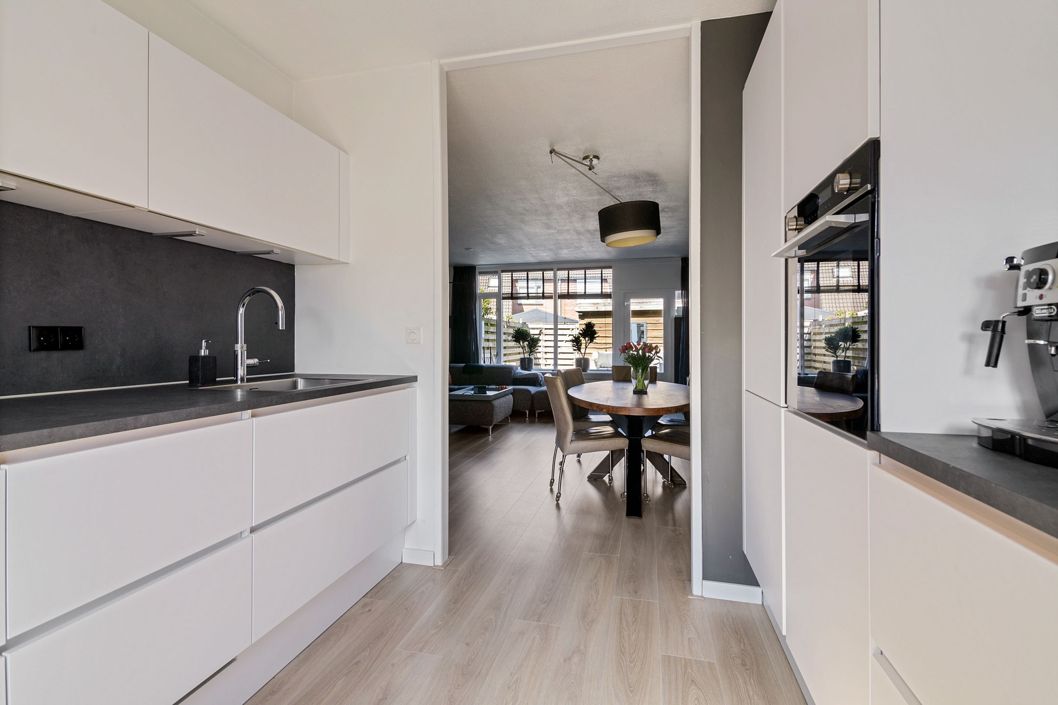 Foto 12 van Sparrenburg 48