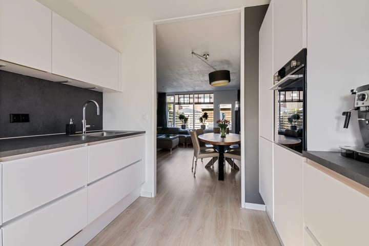 Foto 12 van Sparrenburg 48