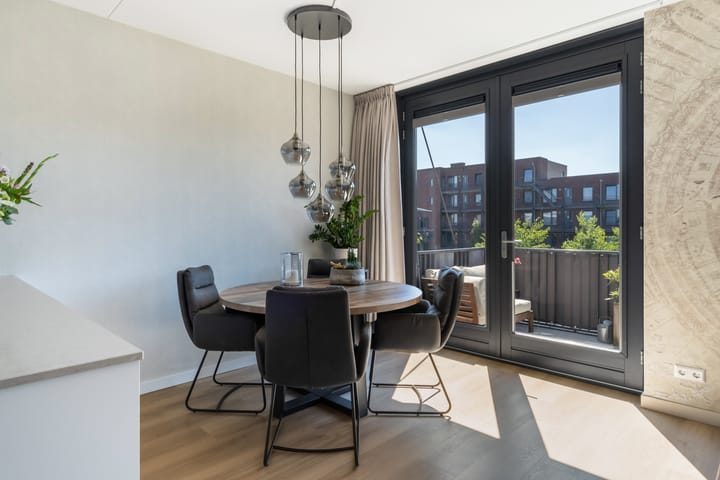 Foto 12 van Dubbelspoor 81