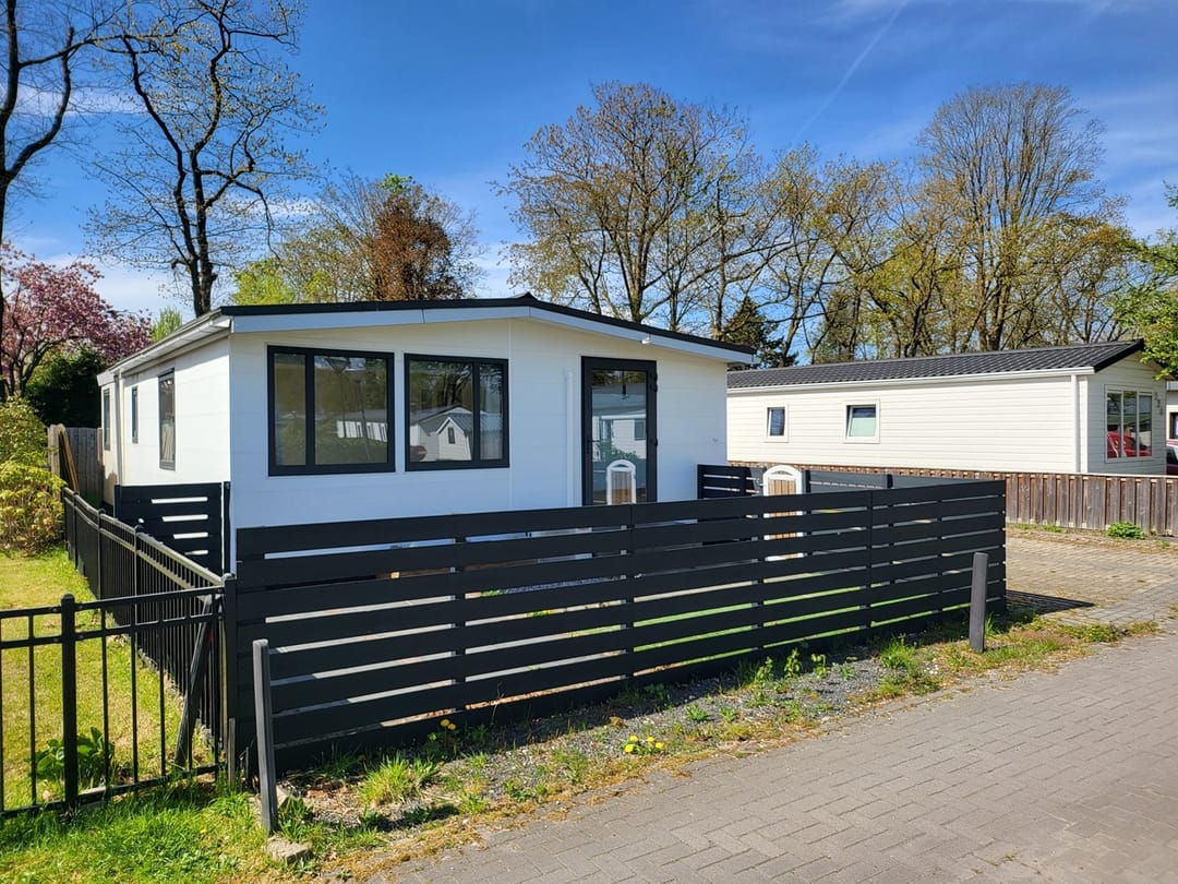 Foto 2 van Vijverweg 1-123