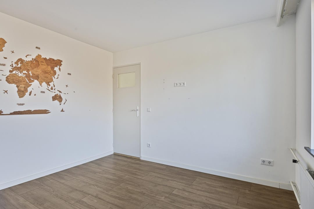 Photo 13 of Aquila 33