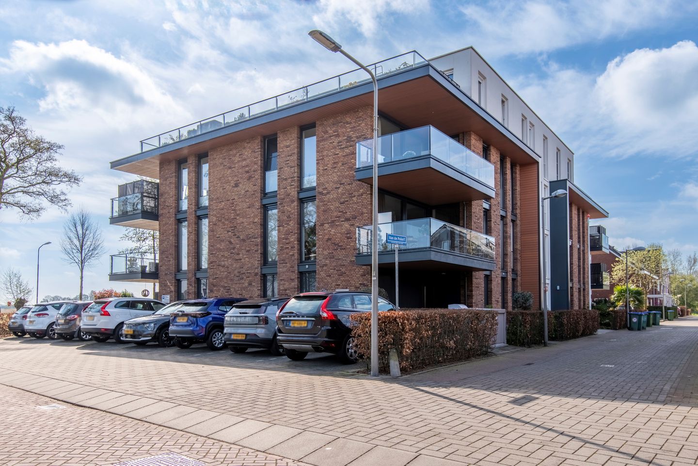 Foto 4 van Van de Polerf 7