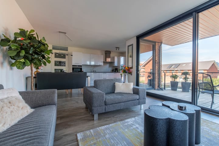 Foto 16 van Van de Polerf 7