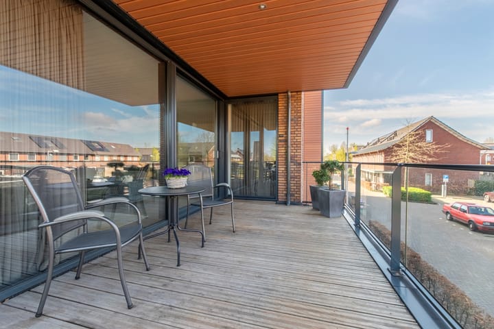 Foto 19 van Van de Polerf 7