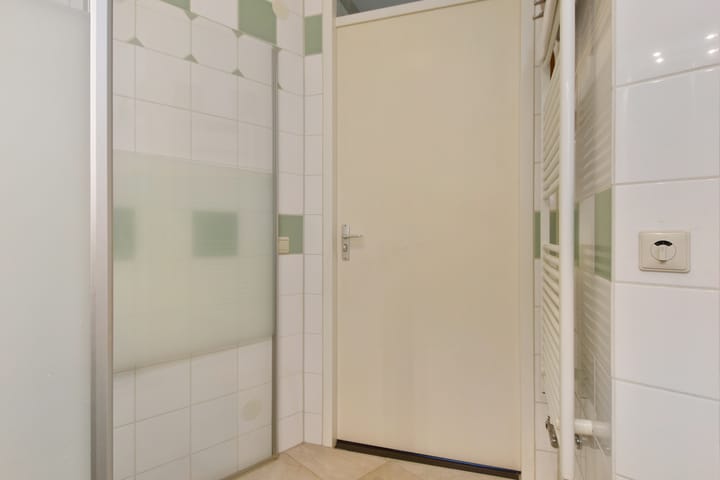 Photo 23 of Martin Luther Kingstraat 11