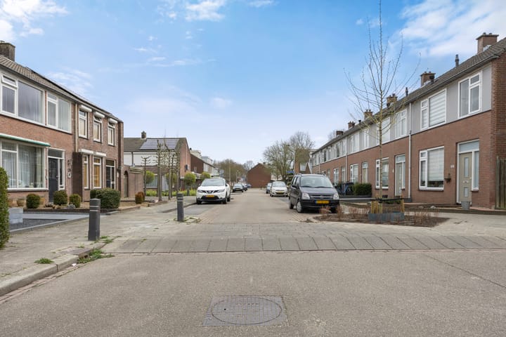 Foto 27 van Leliestraat 25