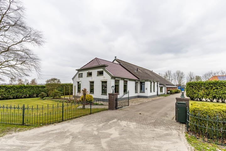 Hoofdweg 5