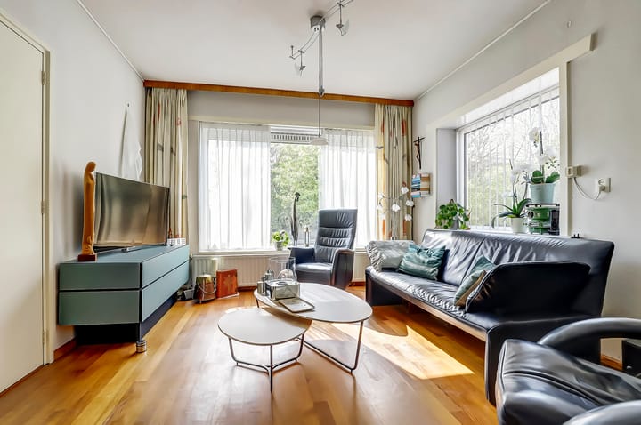 Photo 3 of Lindenstraat 4