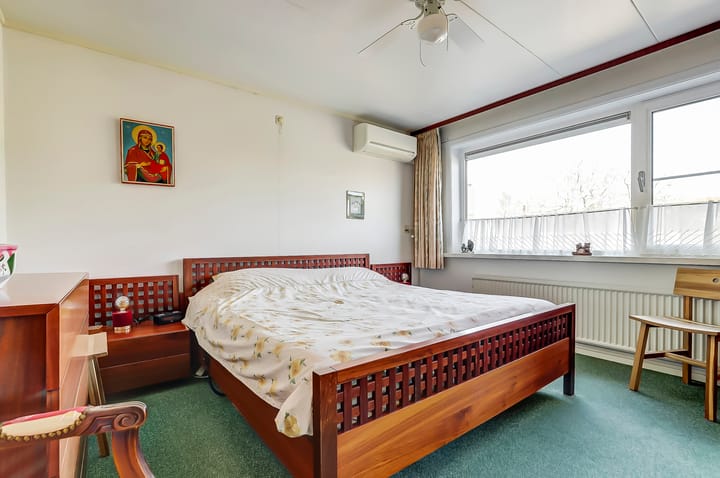 Photo 10 of Lindenstraat 4