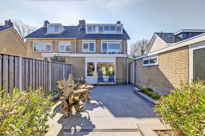 Photo 24 of Lindenstraat 4