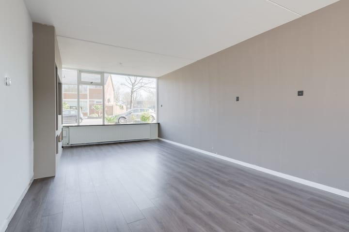 Photo 12 of Duval Slothouwerstraat 54