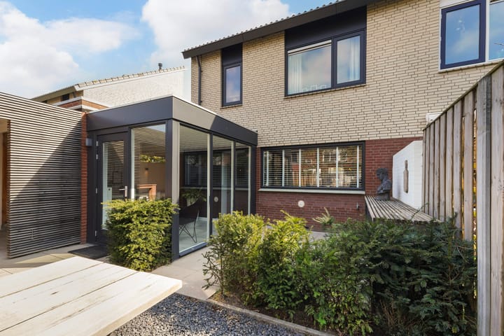 Foto 65 van Oudenboschstraat 13