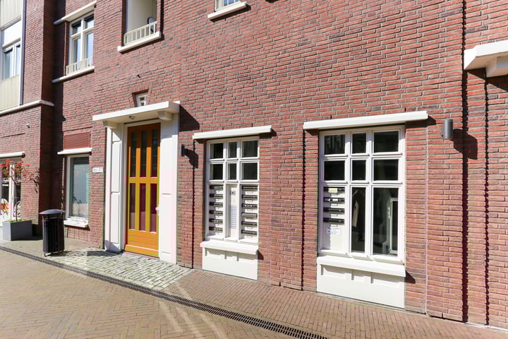 Photo 2 of Damplein 95