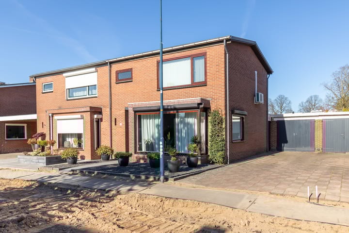 Photo 2 of Thorbeckestraat 31