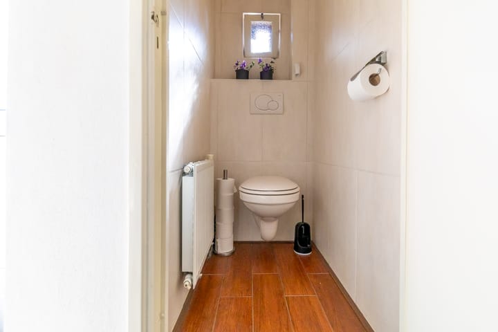 Photo 10 of Thorbeckestraat 31