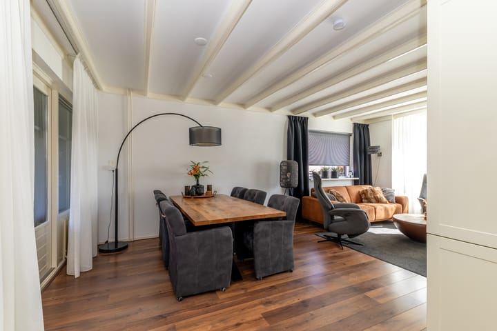 Photo 13 of Thorbeckestraat 31