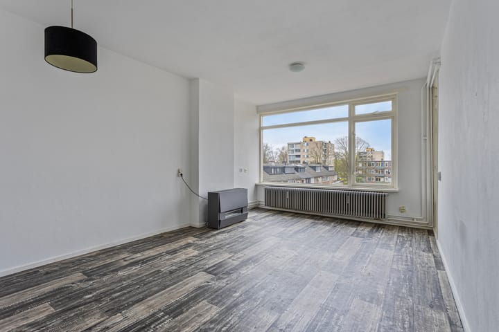 Photo 2 of Van Galenstraat 57-3