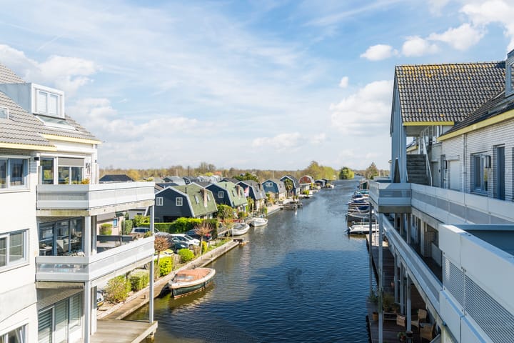 Photo 37 of Port Broclede 42