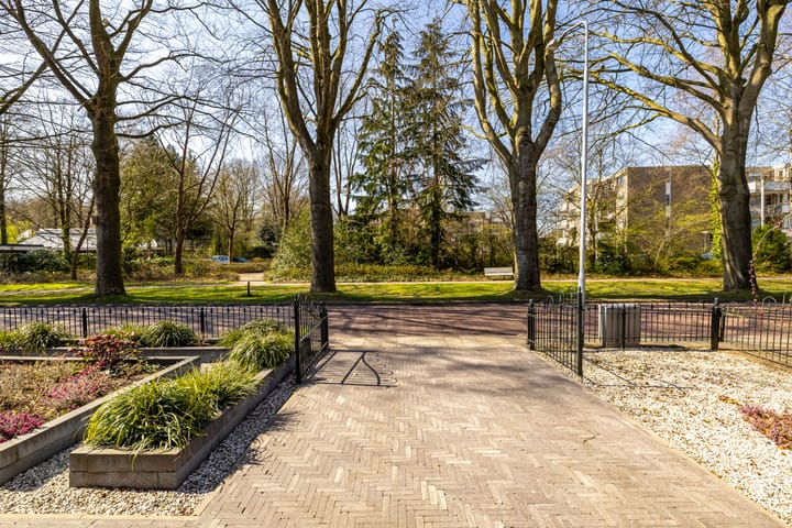 Foto 12 van Julianalaan 11