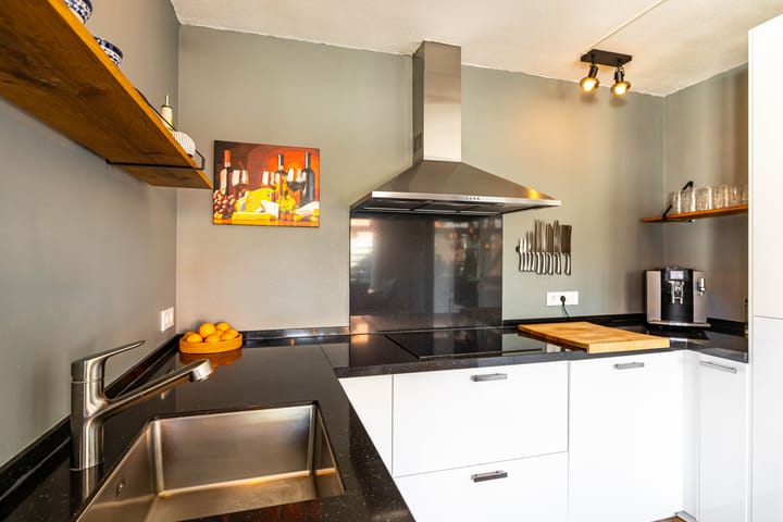 Foto 37 van Julianalaan 11