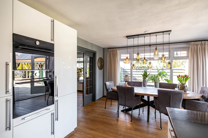 Foto 38 van Julianalaan 11