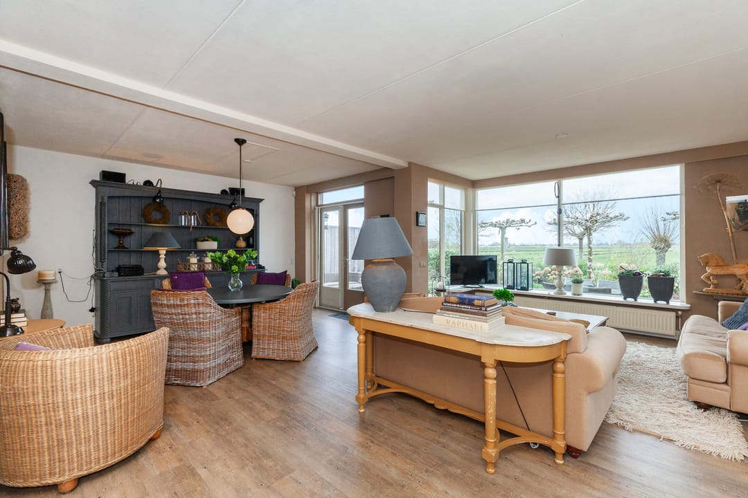 Photo 2 of Zeelt 162