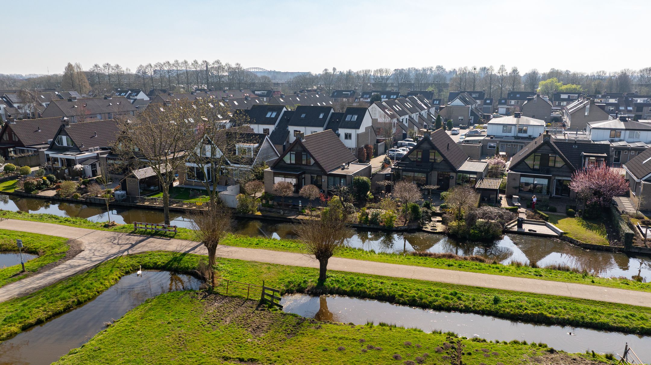 Photo 3 of Zeelt 162