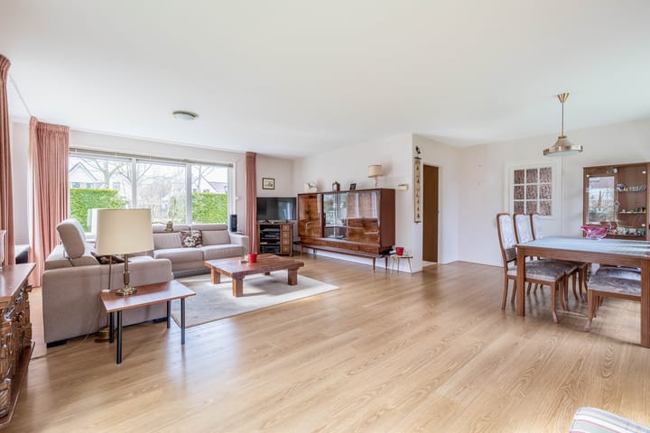 Foto 10 van Korhoenweg 40